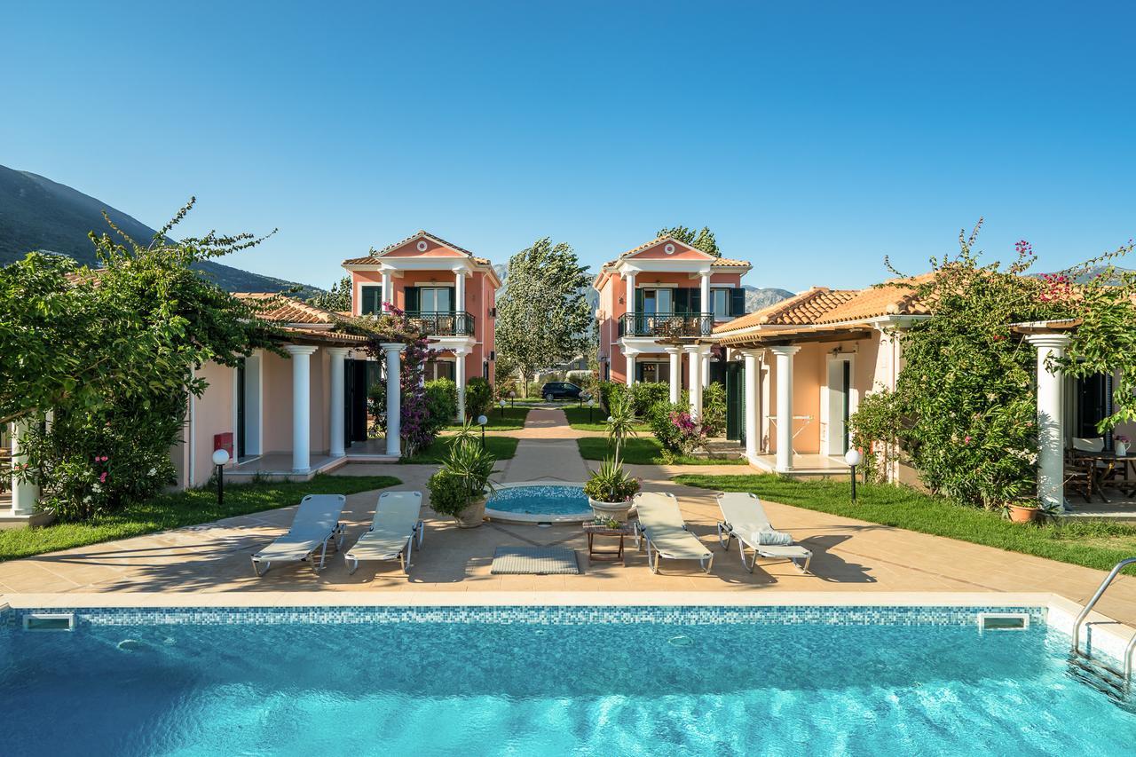 Aktes Villas 瓦西利基 外观 照片