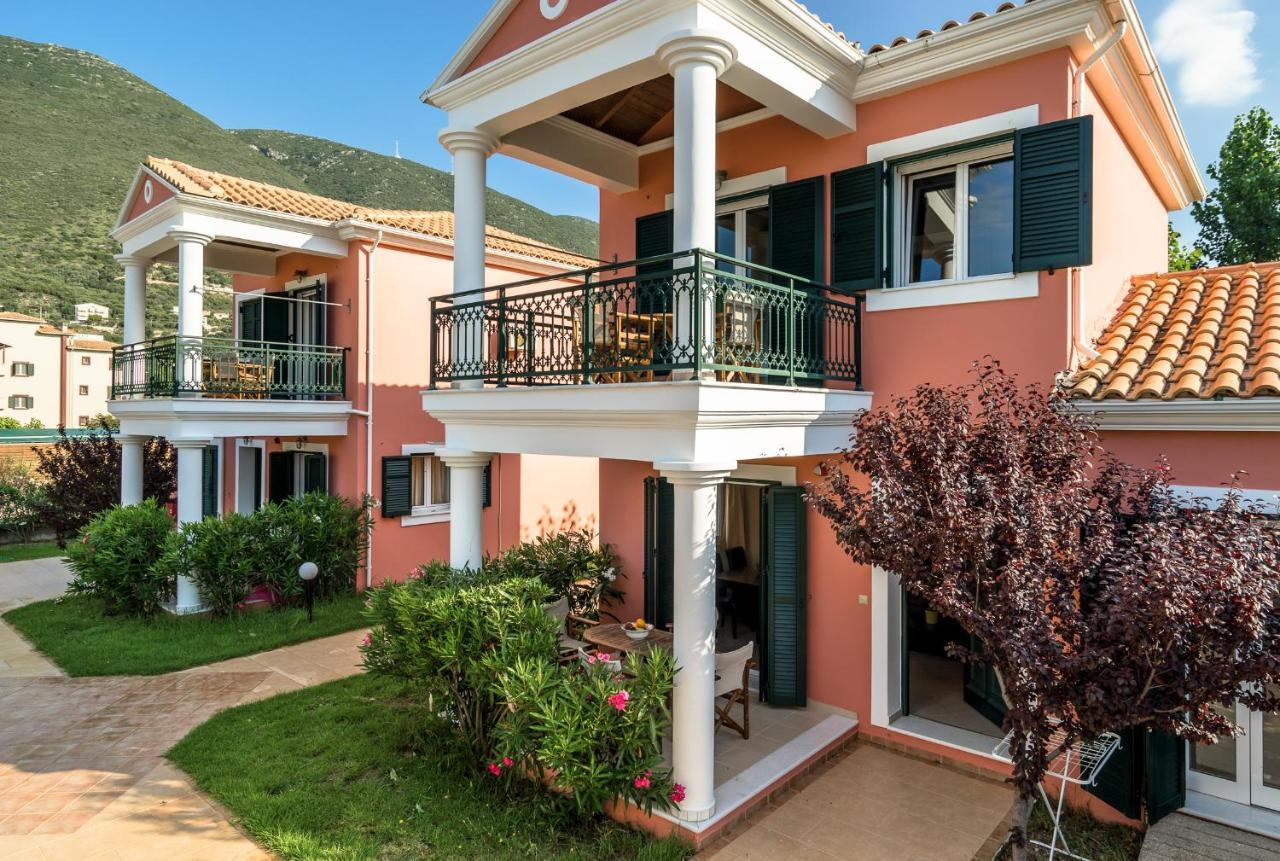 Aktes Villas 瓦西利基 外观 照片