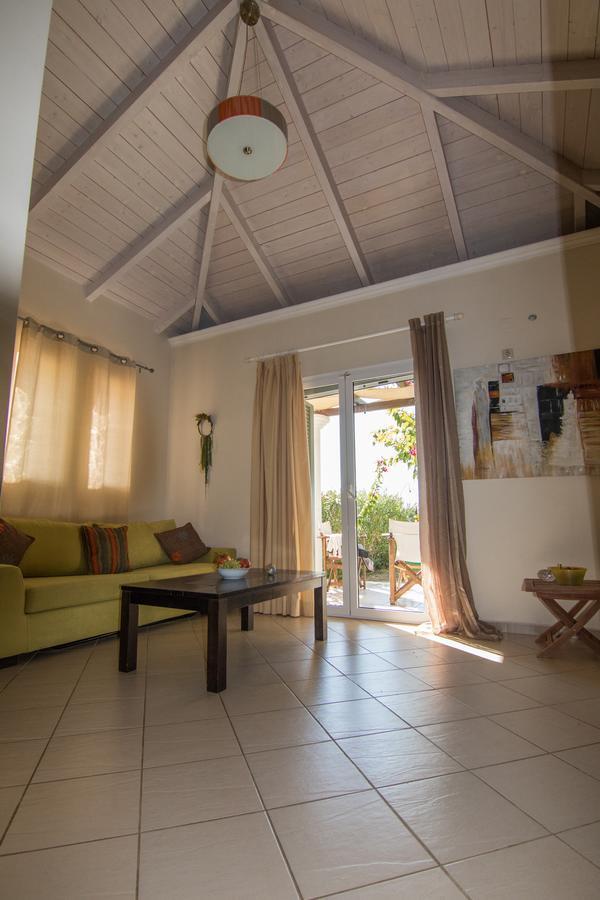 Aktes Villas 瓦西利基 外观 照片